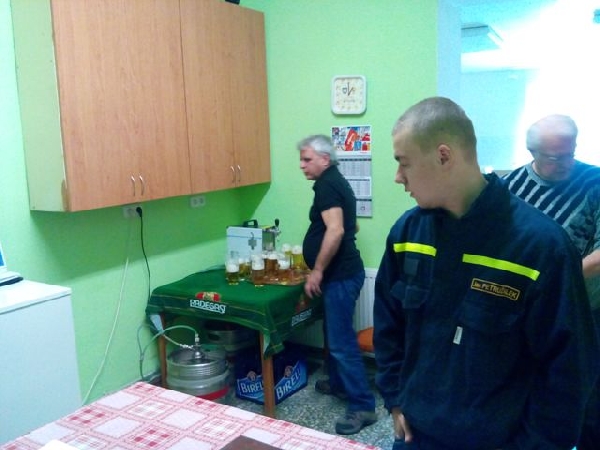 Kliknutím zobrazíte fotku v plné velikosti